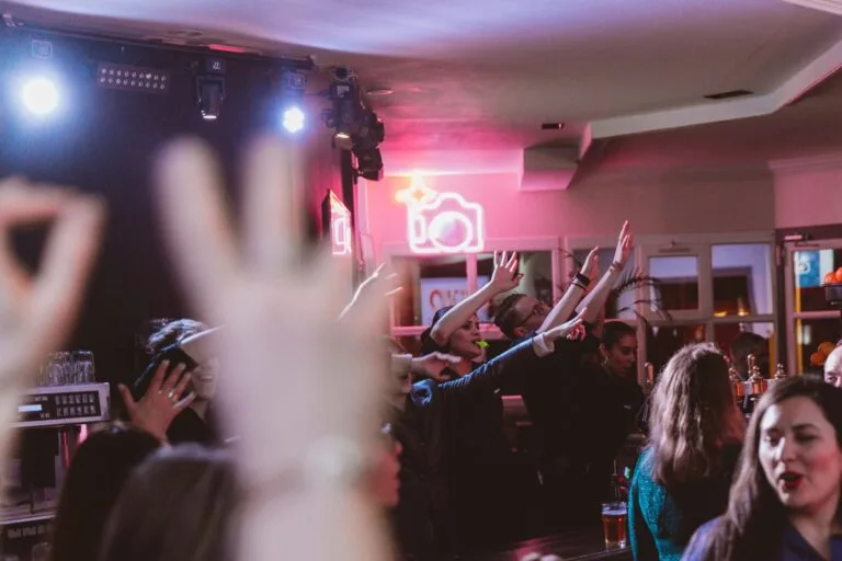 Piste de danse pendant une soirée d’entreprise à Étiolles