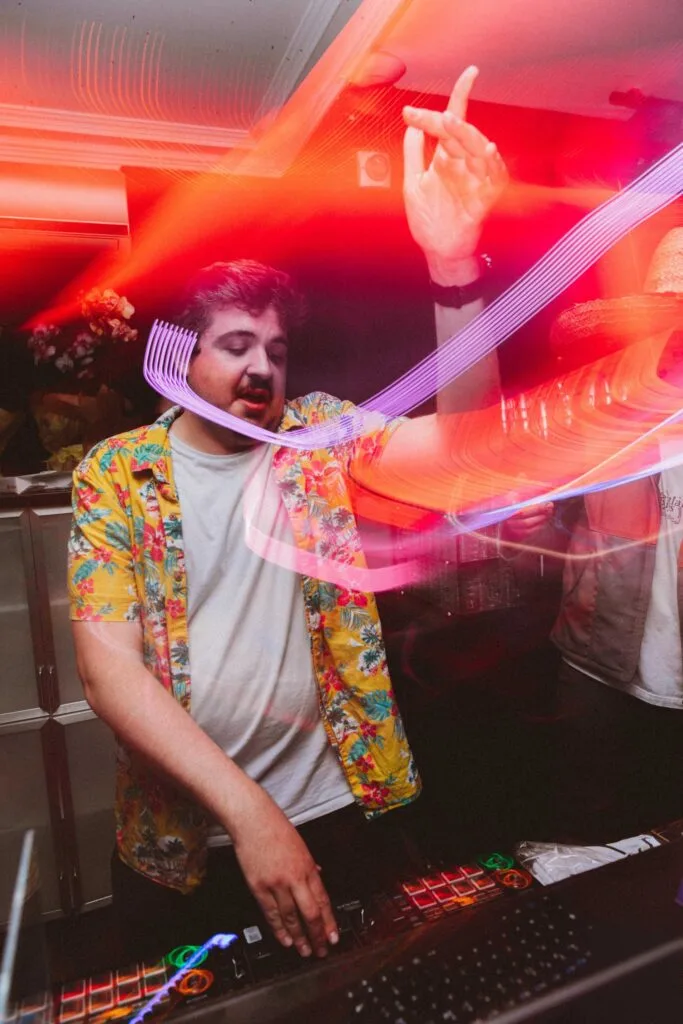 Soirée Dansante DJ à l’Etiolles Country Club – photo 3