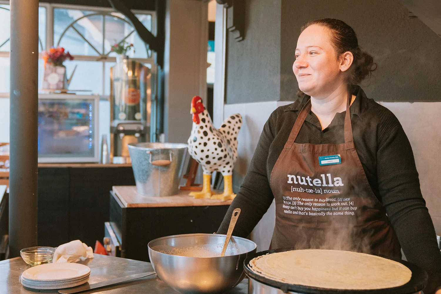 Animation crêpes pendant une pause conviviale